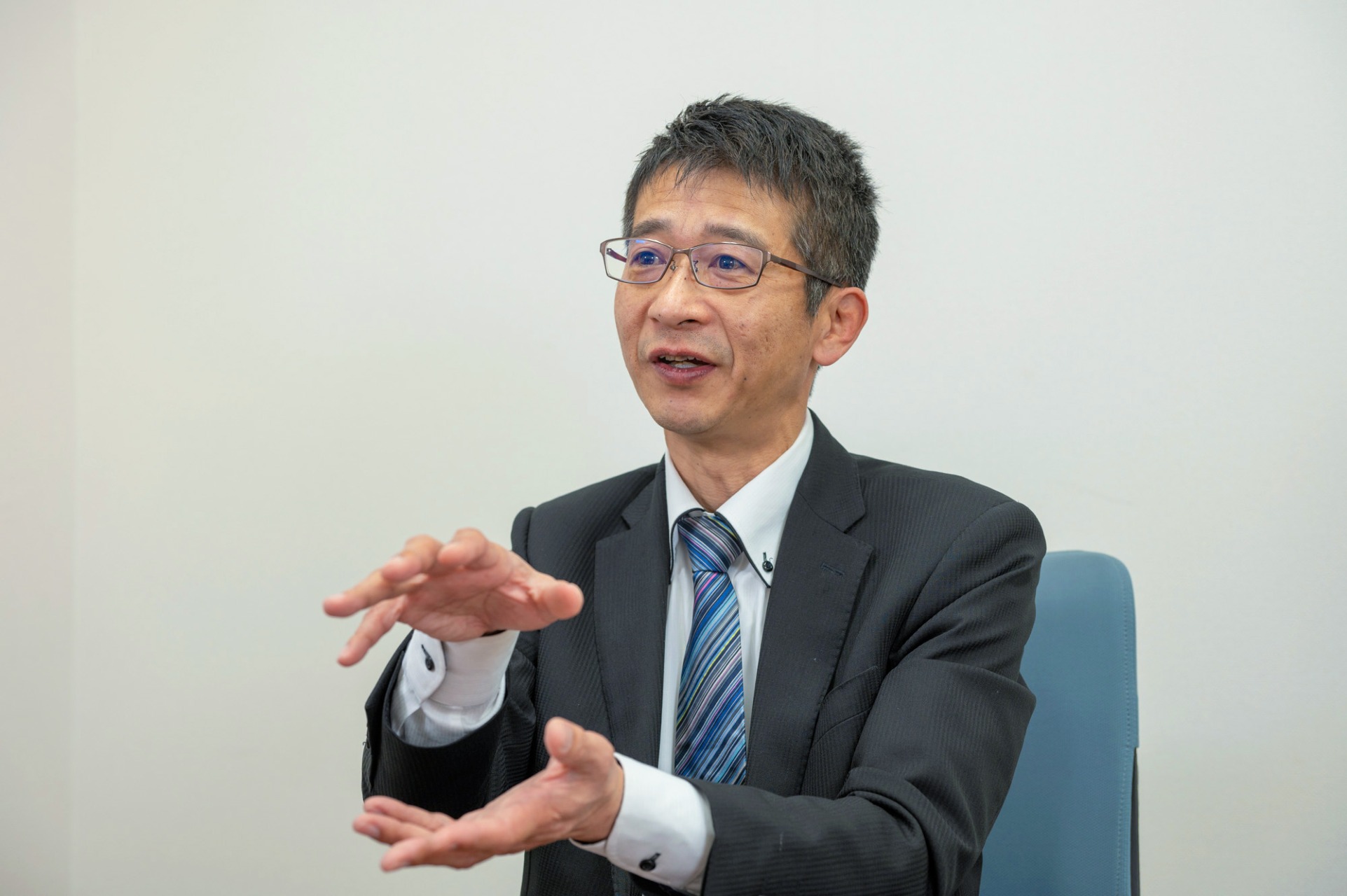 総務本部総務部 次長 井関博文 さん